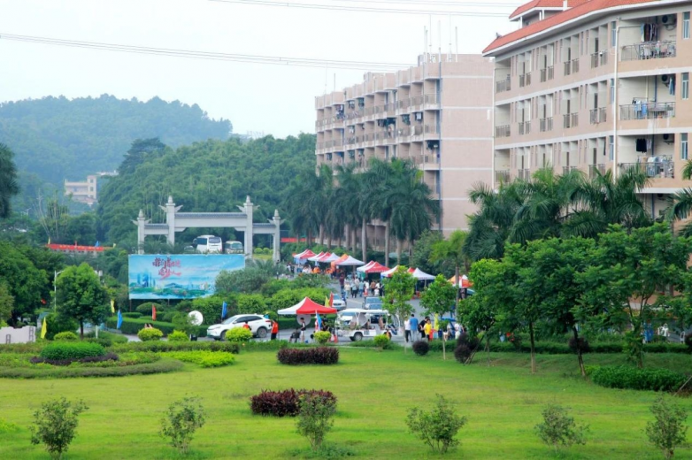 广州东华职业学院：迎新回顾 | 新学期，新奇遇——东华新生开学日记