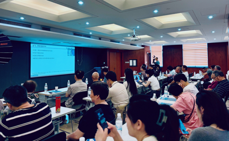“精琢视界·光启未来”屈光手术圆桌研讨会在嘉兴圆满召开_https://www.izongheng.net_医疗_第11张