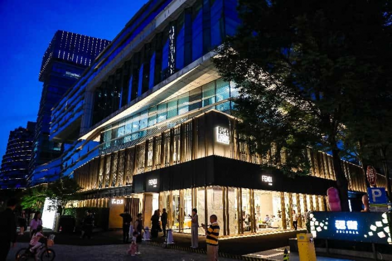福街开街盛世启幕，风尚潮流燃动杭城