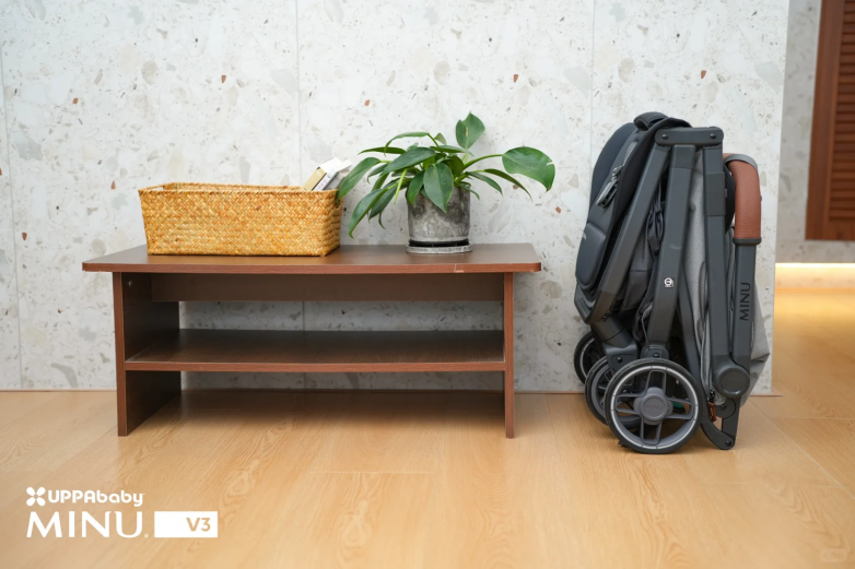 2025 轻便婴儿车选购指南：UPPAbaby MINU V3 用3 大突破解决宝妈出行痛点
