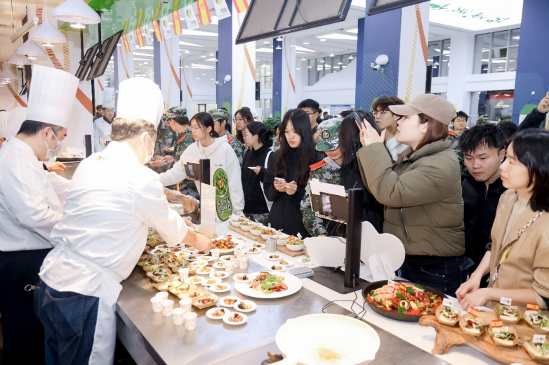“橄榄，西班牙的超级食物” 成都探索之旅 大师班与主题展览引领校园地中海美食风潮_https://www.izongheng.net_快讯_第6张
