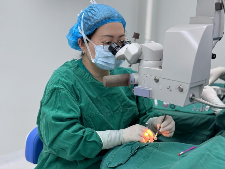 40年斜视困扰终得解!南昌爱尔杨秋艳成功矫正先天性外斜视_快讯_第2张_纵横网 40年斜视困扰终得解!南昌爱尔杨秋艳成功矫正先天性外斜视_https://www.izongheng.net_快讯_第2张