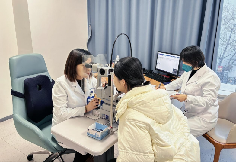 摘镜超安心！电厂女工与精雕手术的 “清晰” 之约