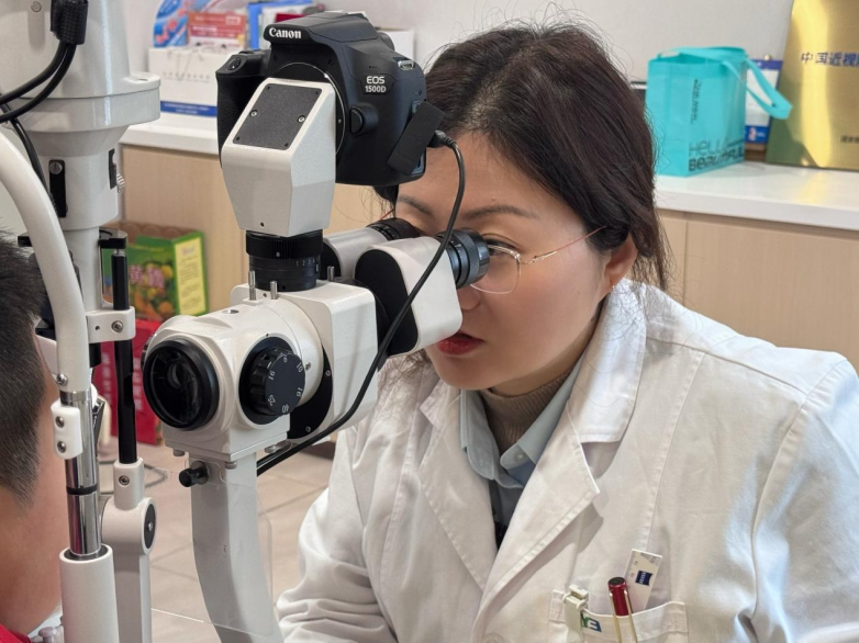 深耕疑难斜视诊疗!南昌爱尔杨秋艳主任手术助患者告别8年间歇性外斜视困扰_快讯_第3张_纵横网 深耕疑难斜视诊疗!南昌爱尔杨秋艳主任手术助患者告别8年间歇性外斜视困扰_https://www.izongheng.net_快讯_第3张