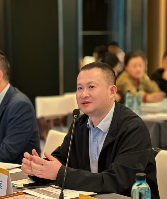 近视手术术后复查到底重不重要?贵州爱尔专家为你揭秘真相(图4) 近视手术术后复查到底重不重要?贵州爱尔专家为你揭秘真相(图4)