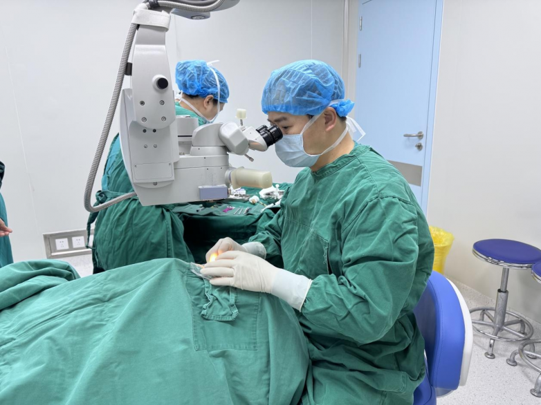 权威诊疗护成人视界|中山眼科余新平教授南昌爱尔手术矫正35岁患者共同性内斜视_快讯_第3张_纵横网 权威诊疗护成人视界|中山眼科余新平教授南昌爱尔手术矫正35岁患者共同性内斜视_https://www.izongheng.net_快讯_第3张