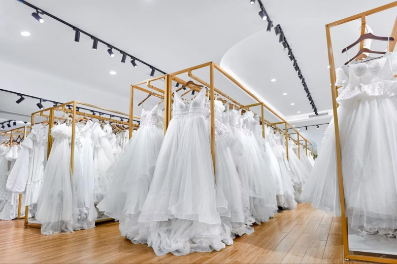 三亚旅拍行业规范化标杆｜芙拉薇尔以总部实力，定格海岛浪漫新图景