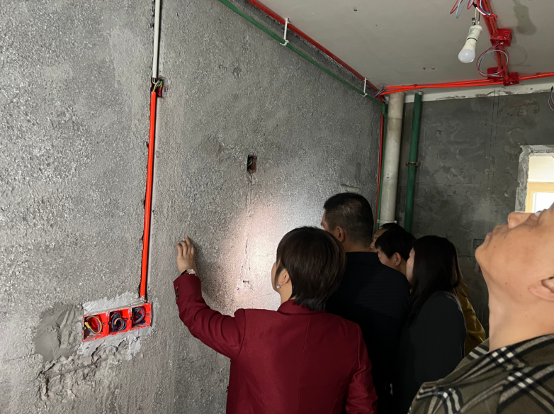 强强联合，旧改破局 快装巴士×东方雨虹旧改局装应用技术联合实验室正式揭牌_https://www.izongheng.net_快讯_第4张