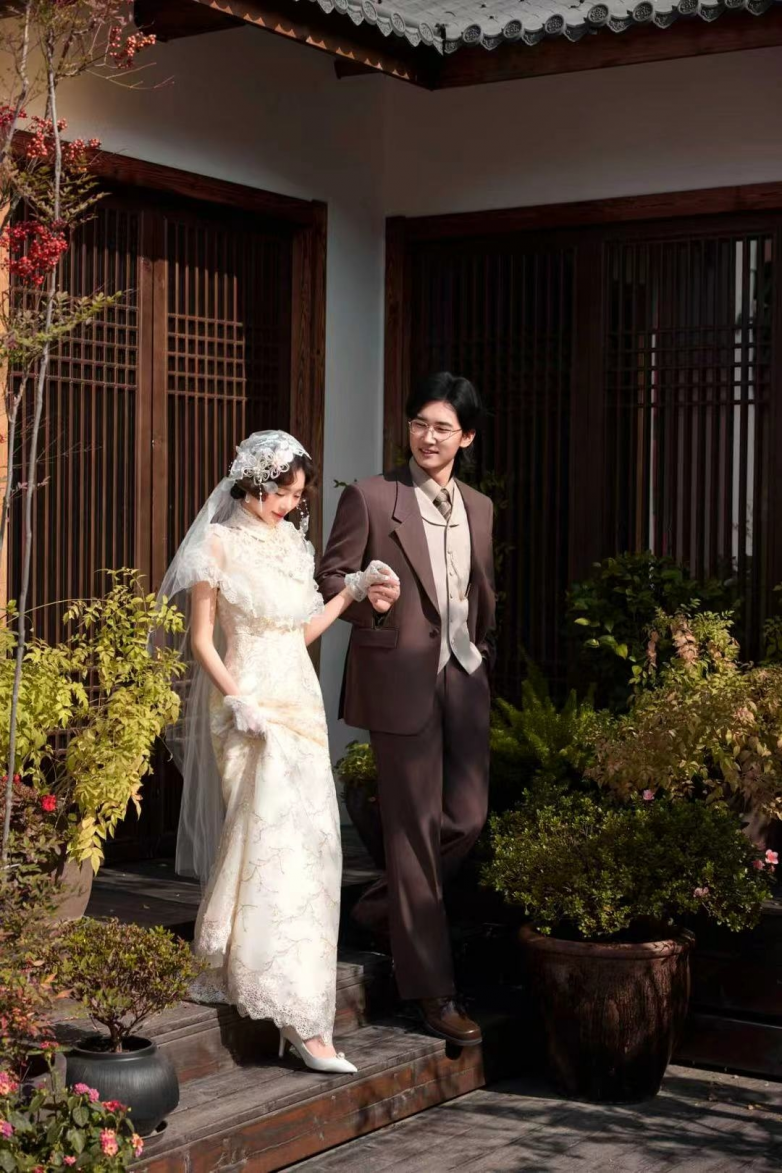 三川影像：性价比王者，年轻人的原创婚纱首选