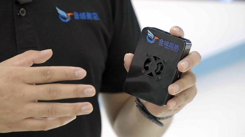 全域航空发布新一代机载智能电脑:6TOPS端侧算力筑牢无人机智能飞行底座(图1)