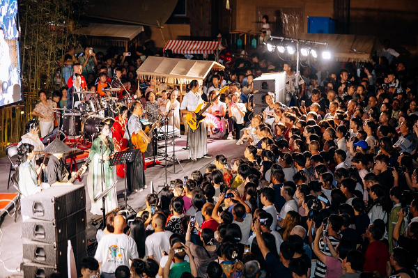 9月14日，南岳里·庙会民俗美食街正式开街，开启南岳文旅夜游新篇章！_https://www.izongheng.net_快讯_第14张