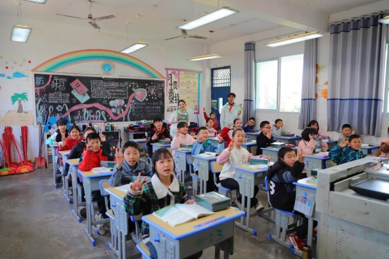 蔻心草百益行第十二站四川旺苍县普济小学