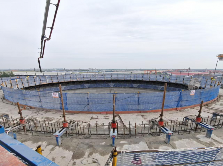 常州中建新型建材有限公司顺利完成中央储备粮常州直属库粮食仓储项目滑模混凝土浇筑