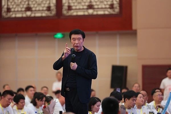 承古韵开新境：奇经技术发明人张必清凭六代家传绝学筑就中医惠民通途