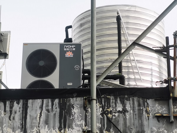 石家庄锦江之星酒店 10P空气能光伏直驱热水机组 (1).jpg