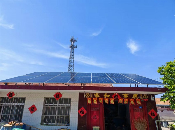 山东高密 6P光伏直驱热泵配14块光伏板 (2).jpg