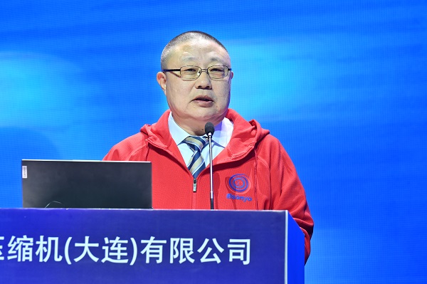 纪董致辞.JPG
