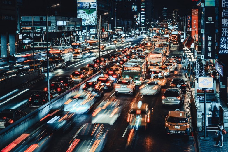 traffic-in-taiwan-qxmehgtxsv78snkw.jpg