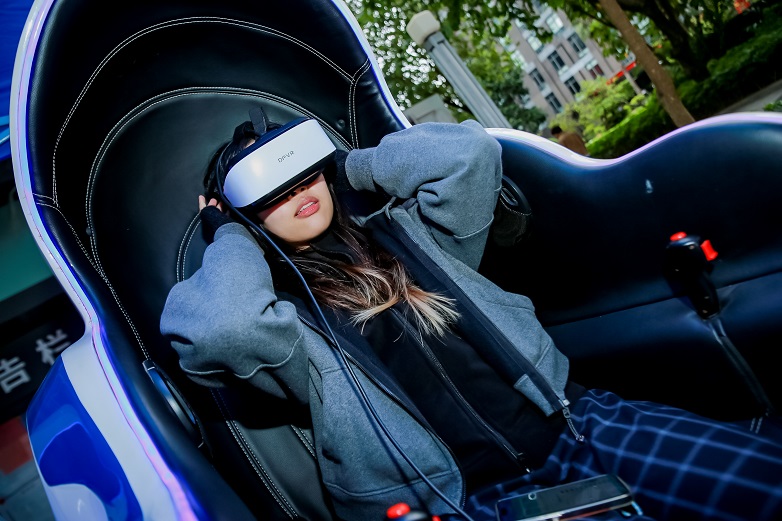 园区联动构建AI科普新生态，科普进园区-AI触手可及：人工智能科普体验展成功举办_https://www.izongheng.net_快讯_第12张