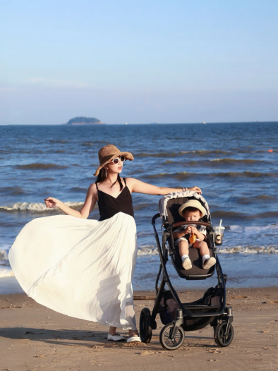 多功能婴儿车标杆测评：UPPAbaby VISTA V3（婴儿车界的SUV）以系统工程理念重构家庭出行