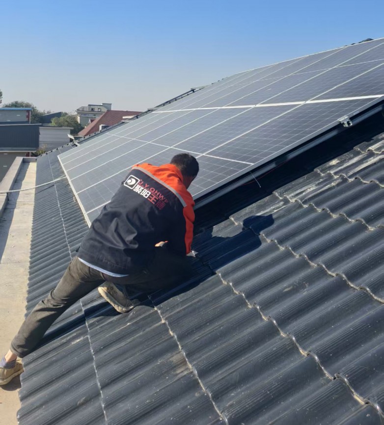 聚阳王牌2台8P光伏直驱 (2).jpg