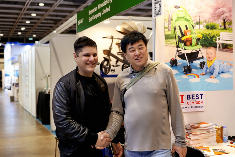 “小车轮”转动“大市场”河北万怡自行车厂-宠物自行车成外贸新爆款