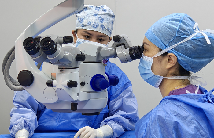 率先体验夜视力和精准度升级！昆明爱尔眼科医院ICL（V5）晶体首批手术记录！