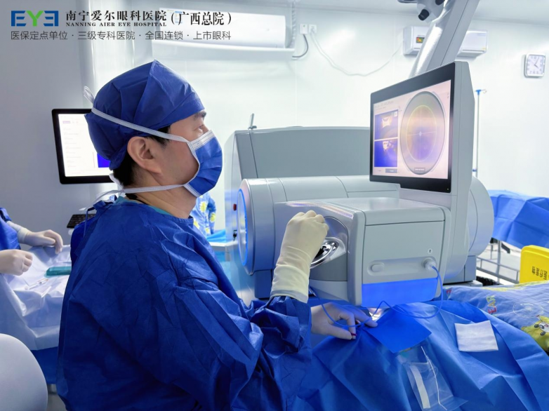 “一次呼吸，手术完成”南宁爱尔眼科医院新一代机器人全飞秒SMILE pro技术发布会成功举办_https://www.izongheng.net_快讯_第5张