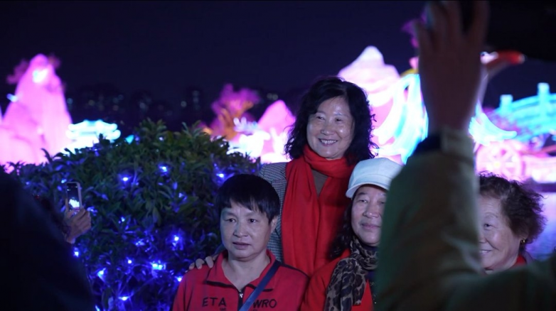 厦门园博苑灯会3.8特别活动暖心落地：镜头定格她的美好_https://www.izongheng.net_快讯_第3张