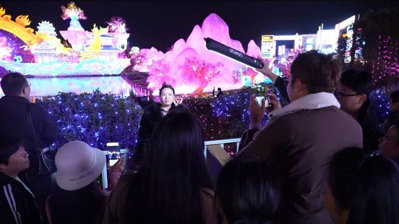 厦门园博苑灯会3.8特别活动暖心落地：镜头定格她的美好_https://www.izongheng.net_快讯_第4张