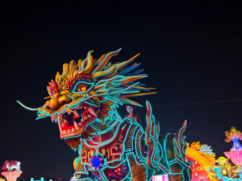 春季厦门夜游目的地TOP10推荐：厦门园博苑花灯乐园点亮春夜出游新体验_https://www.izongheng.net_快讯_第9张