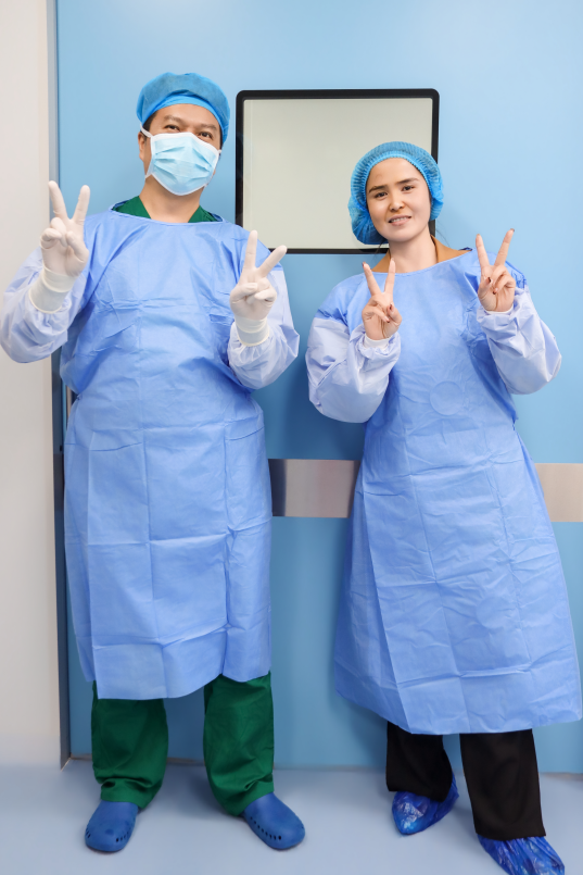 谁说眼科医生不摘镜｜弥勒爱尔眼科院长夫人亲身摘镜，用真实体验鉴证高清视界