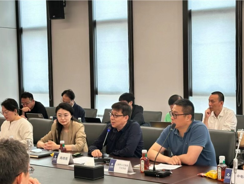 QQ20260515-232825.jpg