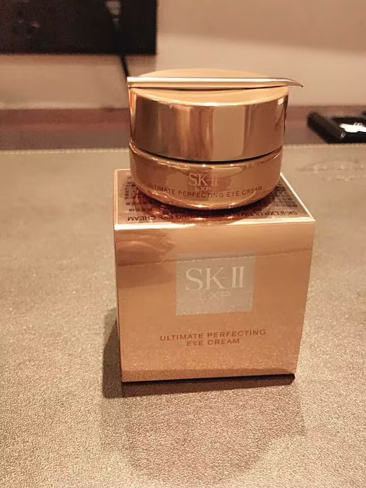 SK-II金钻臻致眼霜1.jpg