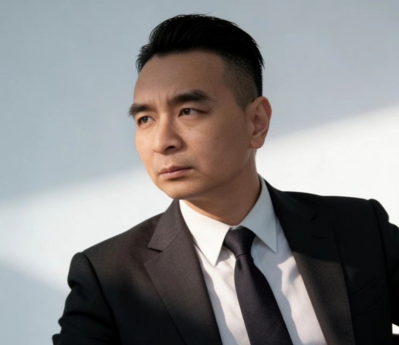 律师形象照.jpg
