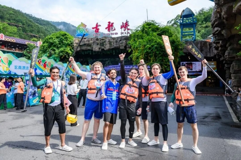 广州周边玩水去哪里？清远古龙峡，一站玩转水陆空！