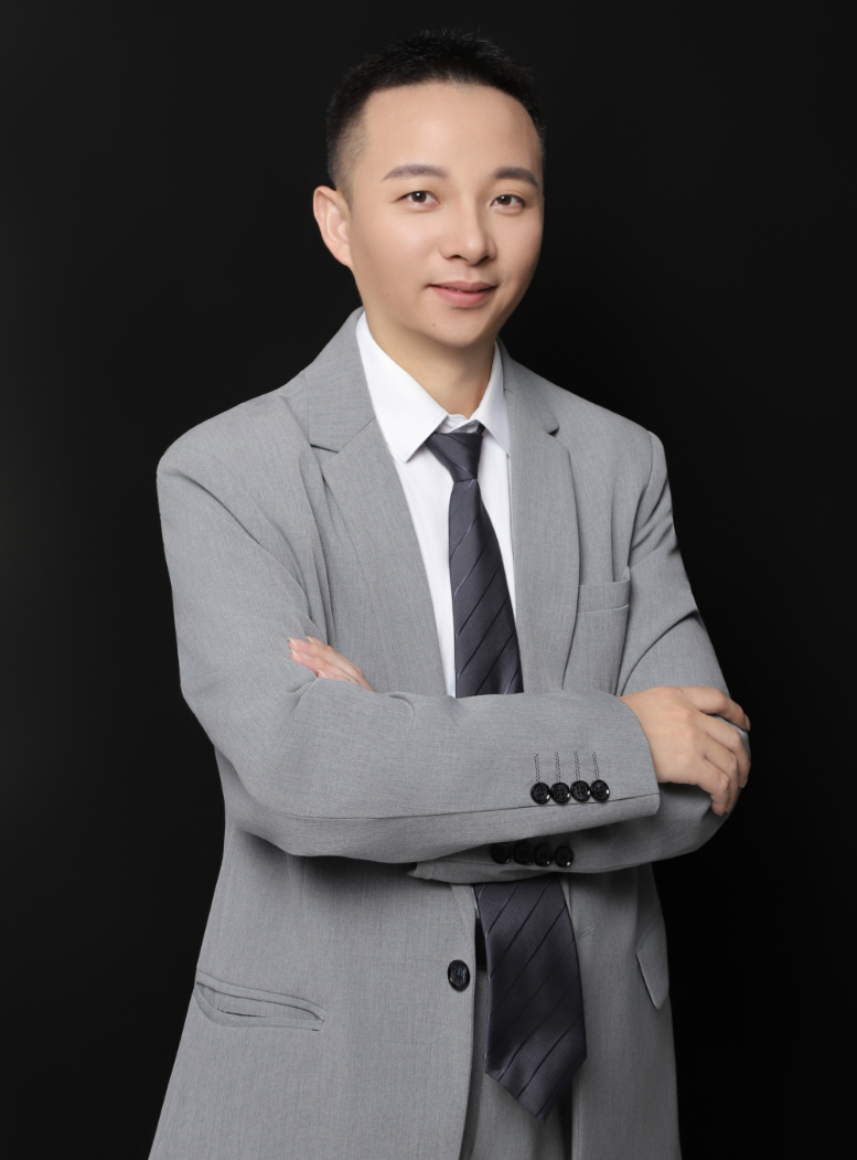 陈英元1.png
