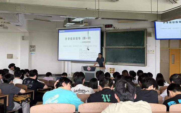常州大学.png