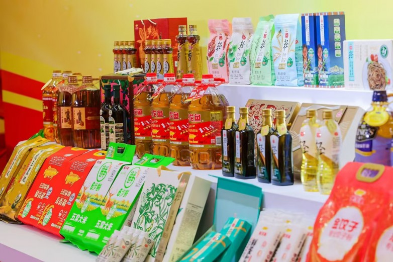 图2 产品一览图.jpg
