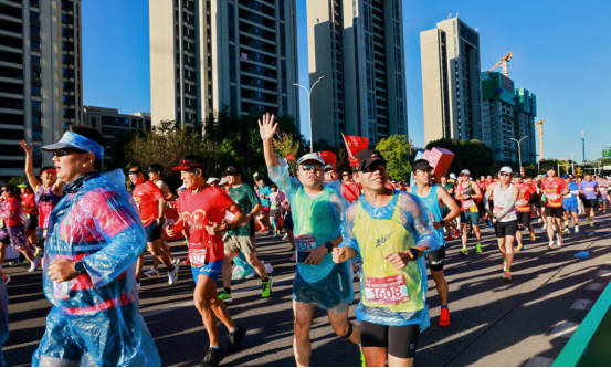 四载健康同行 畅跑共迎国庆：2026“和治友德”宝坻潮白湿地半程马拉松盛大举办702.png